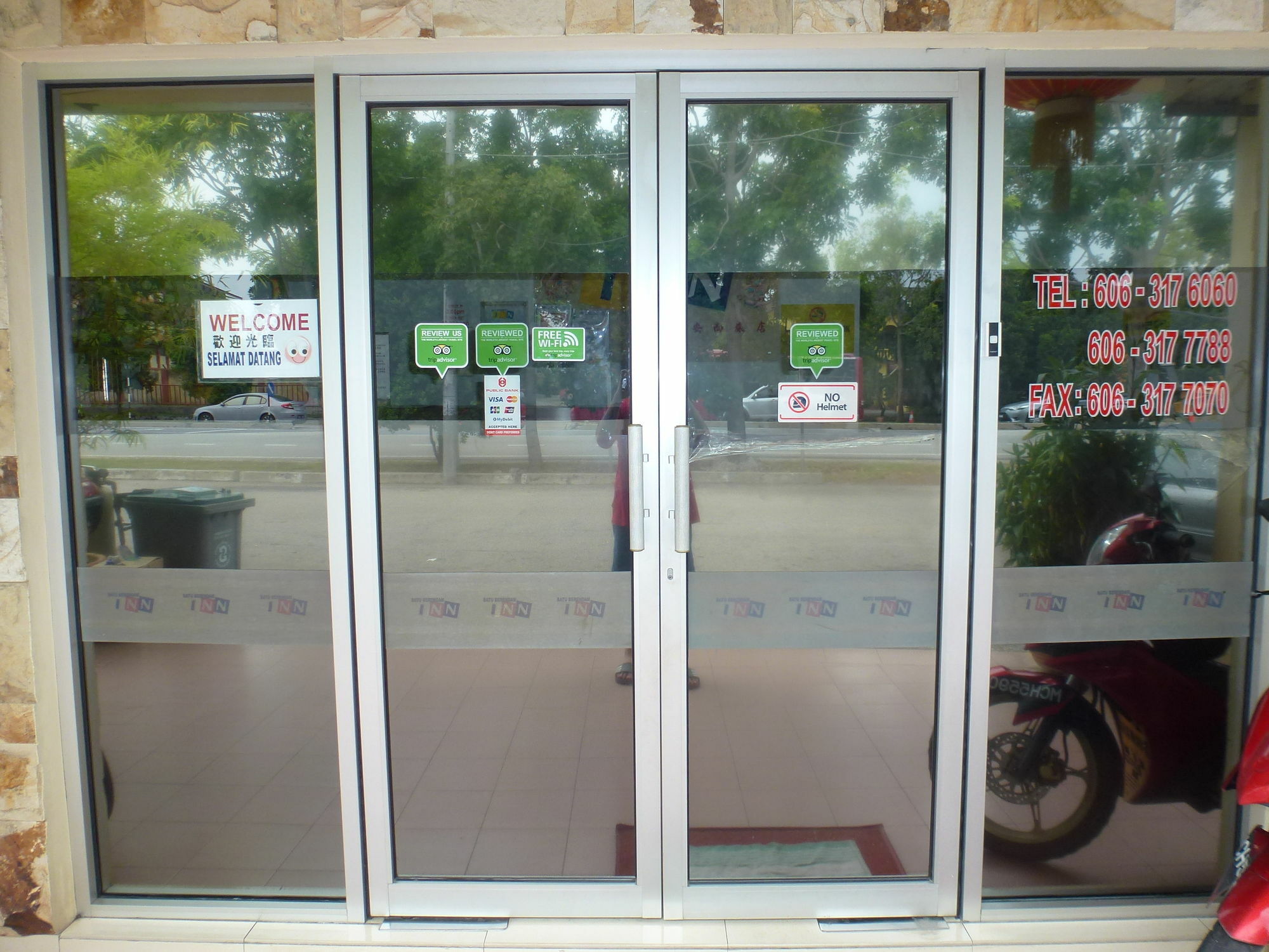 Batu Berendam Inn Kampong Sungai Putat 외부 사진